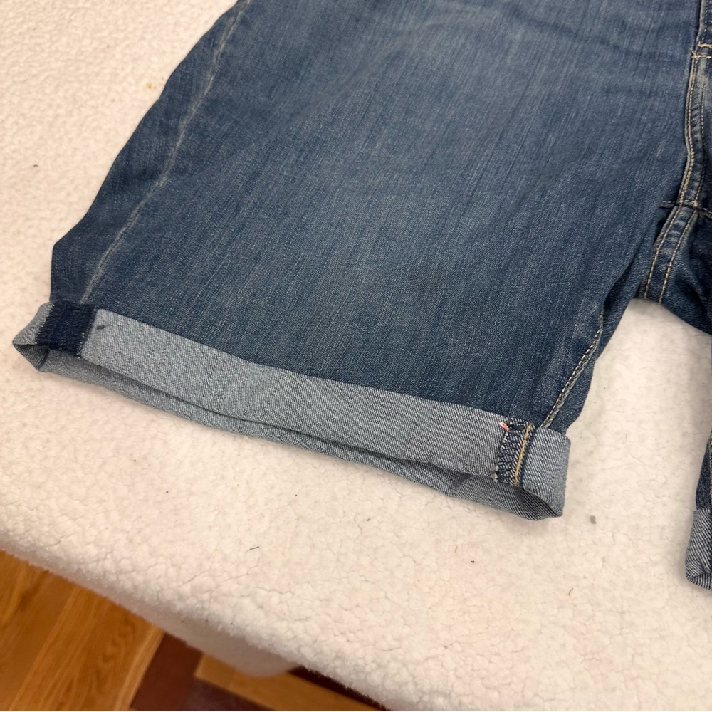 Women’s Levi’s Bermuda Jean Shorts - Picture 4 of 12